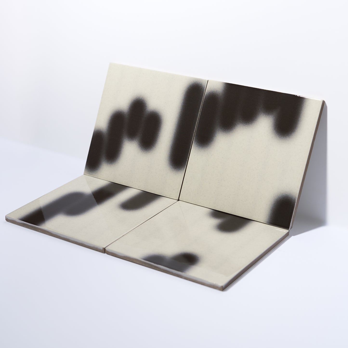 Liquorice (15x15cm porcelain tiles sold per m²)